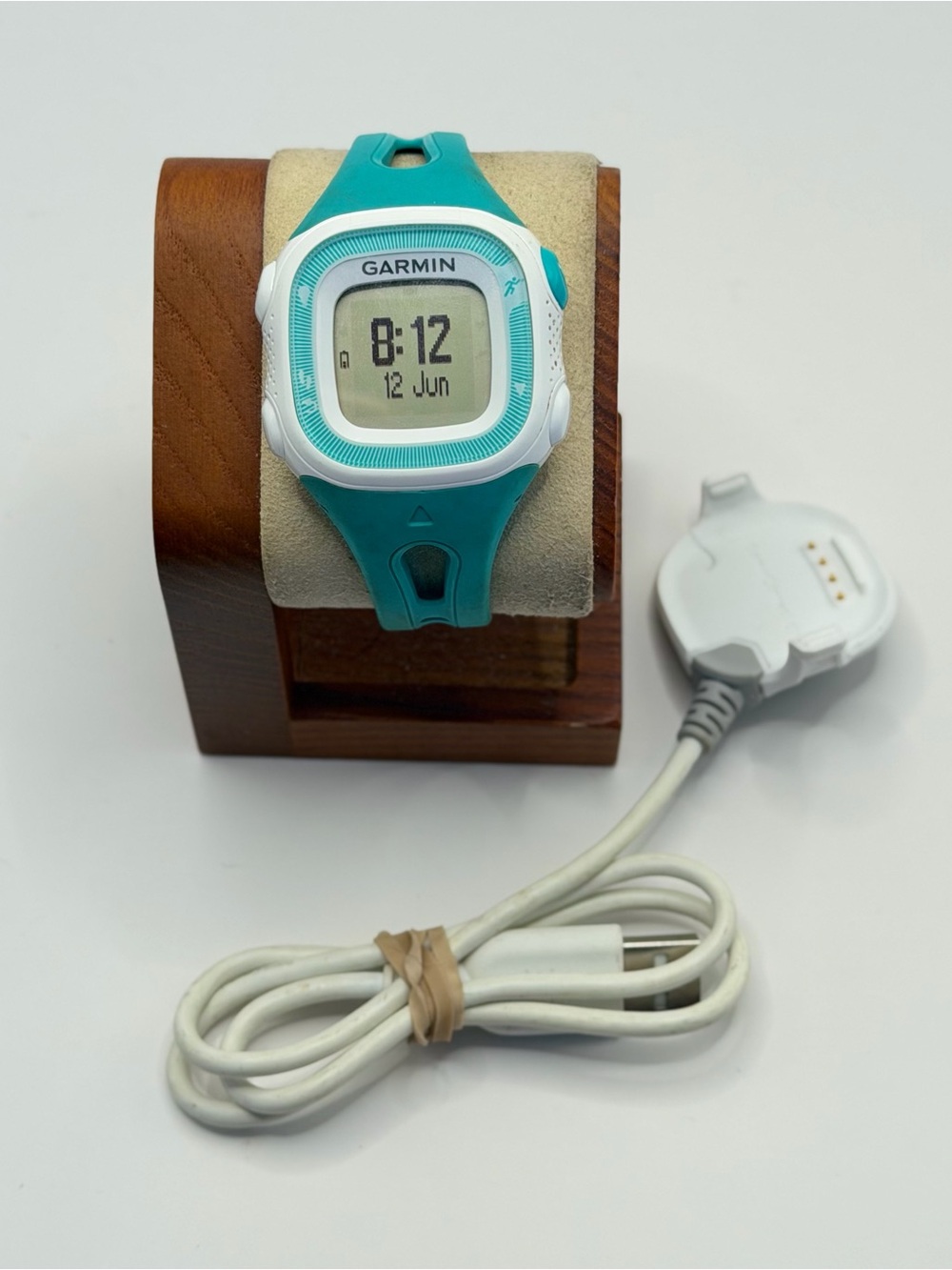 Garmin Forerunner 15, Small, Tested, Charger Included, Smartwatch